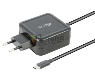 Alimentador regulable 5 a 20 Voltios 45 Watios salida USB Automtico