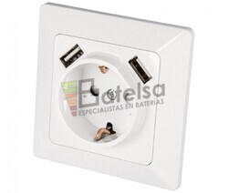 Enchufe Schuko para empotrar y 2 USB 5V/2100mA