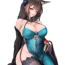 Estatua Azur Lane 1/7 Amagi: Throne of Fallen Petals Ver. 27 cm