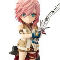 Estatua Final Fantasy XIII Adorable Arts Lightning 10 cm