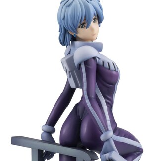 Estatua Mobile Suit Gundam 1-8 Gundam Girls Generation The 08th MS Team Inah Sakhalin Snow Night Ver. 20 cm