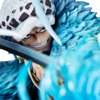 Estatua One Piece Portrait Of Pirates WA-MAXIMUM Trafalgar Law The Surgeon of Death Awaken Ver. 27 cm