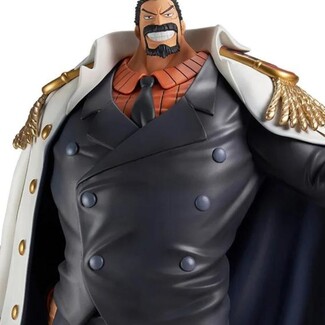 Figura Ichibansho Monkey D. Garp Young Legendary Hero One Piece 25cm