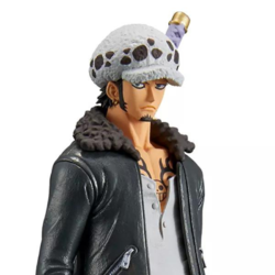 Figura Trafalgar The Grandline Men DXF vol. 10 One Piece 17cm